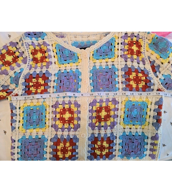 Womens Crochet Sweater - Picture 4 of 4